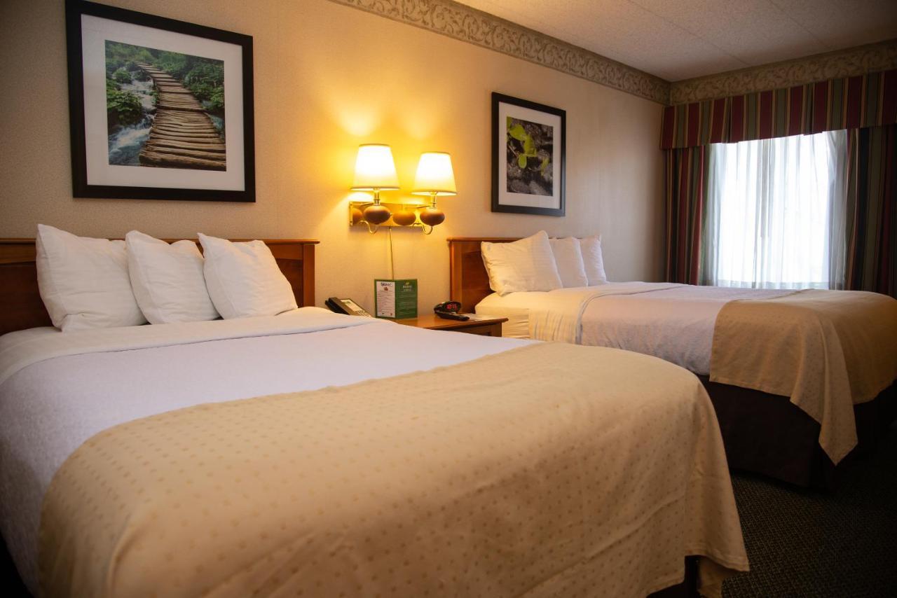 Holiday Lodge Hotel And Conference Center Fayetteville Ngoại thất bức ảnh
