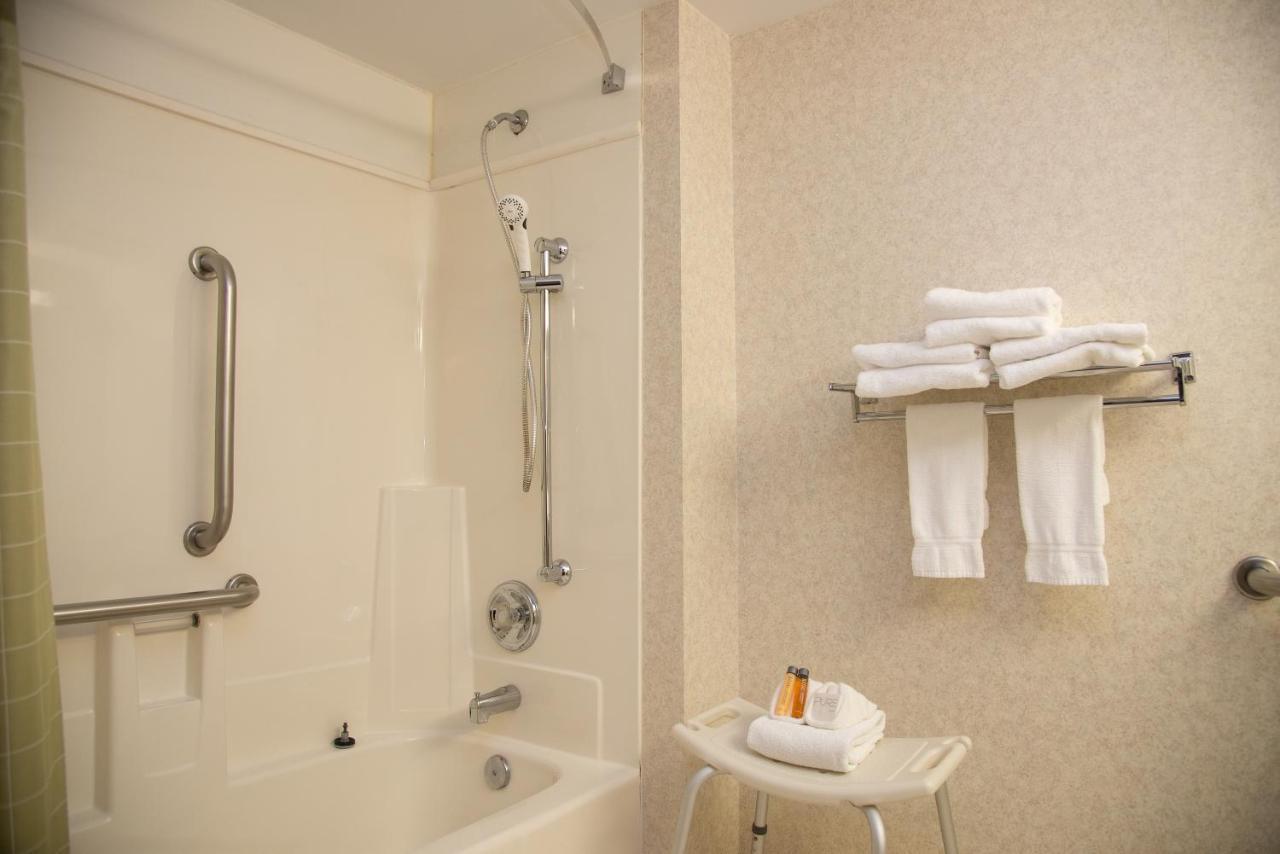 Holiday Lodge Hotel And Conference Center Fayetteville Ngoại thất bức ảnh